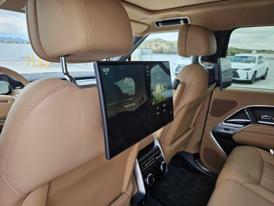 2025 Land Rover Range Rover SE