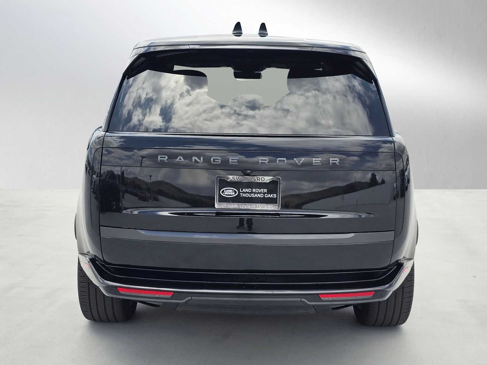 2025 Land Rover Range Rover SE