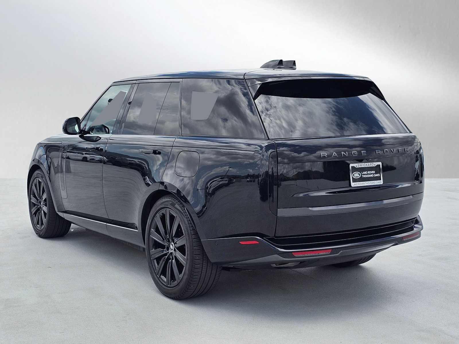 2025 Land Rover Range Rover SE