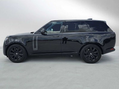 2025 Land Rover Range Rover SE
