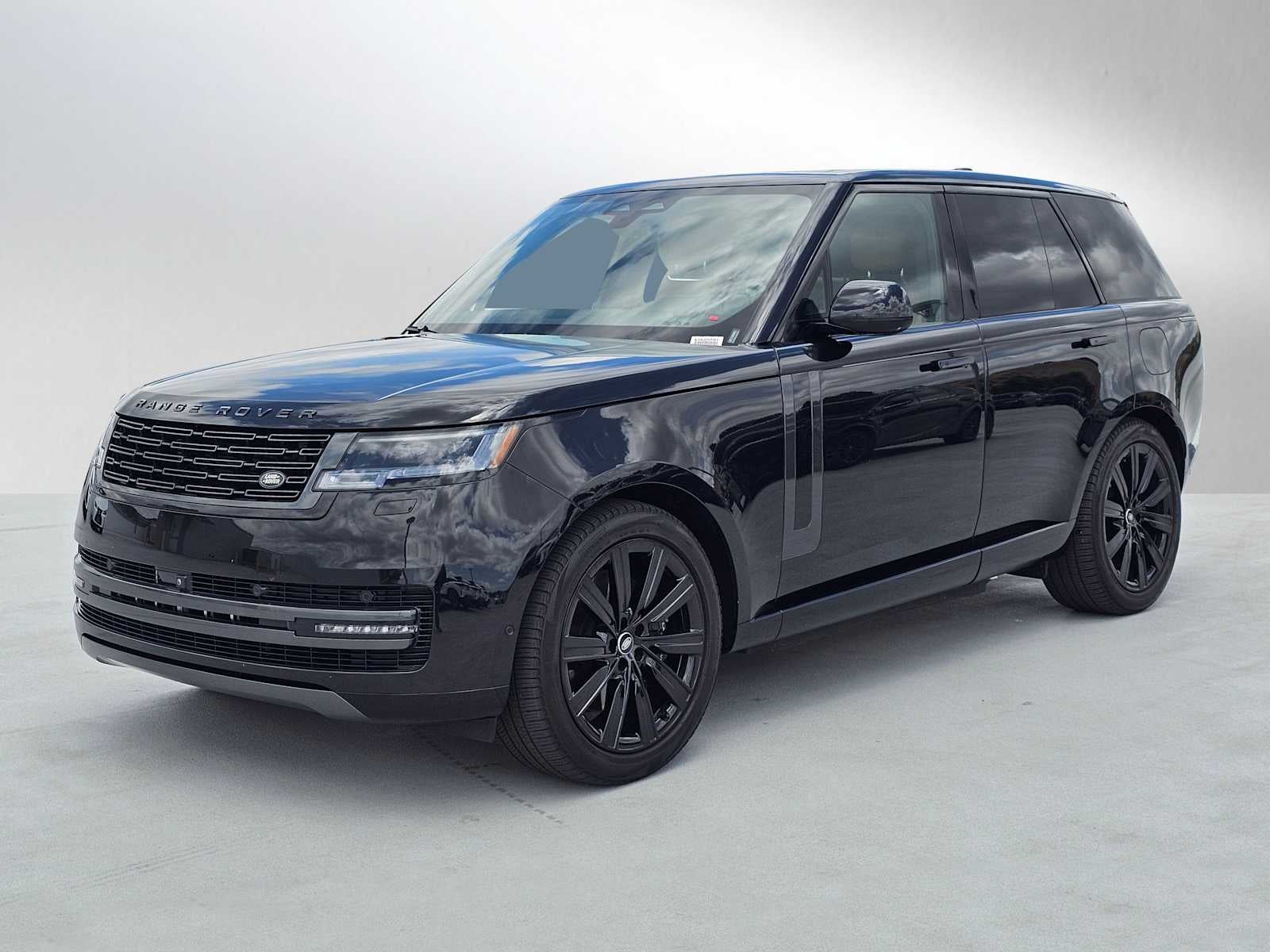 2025 Land Rover Range Rover SE