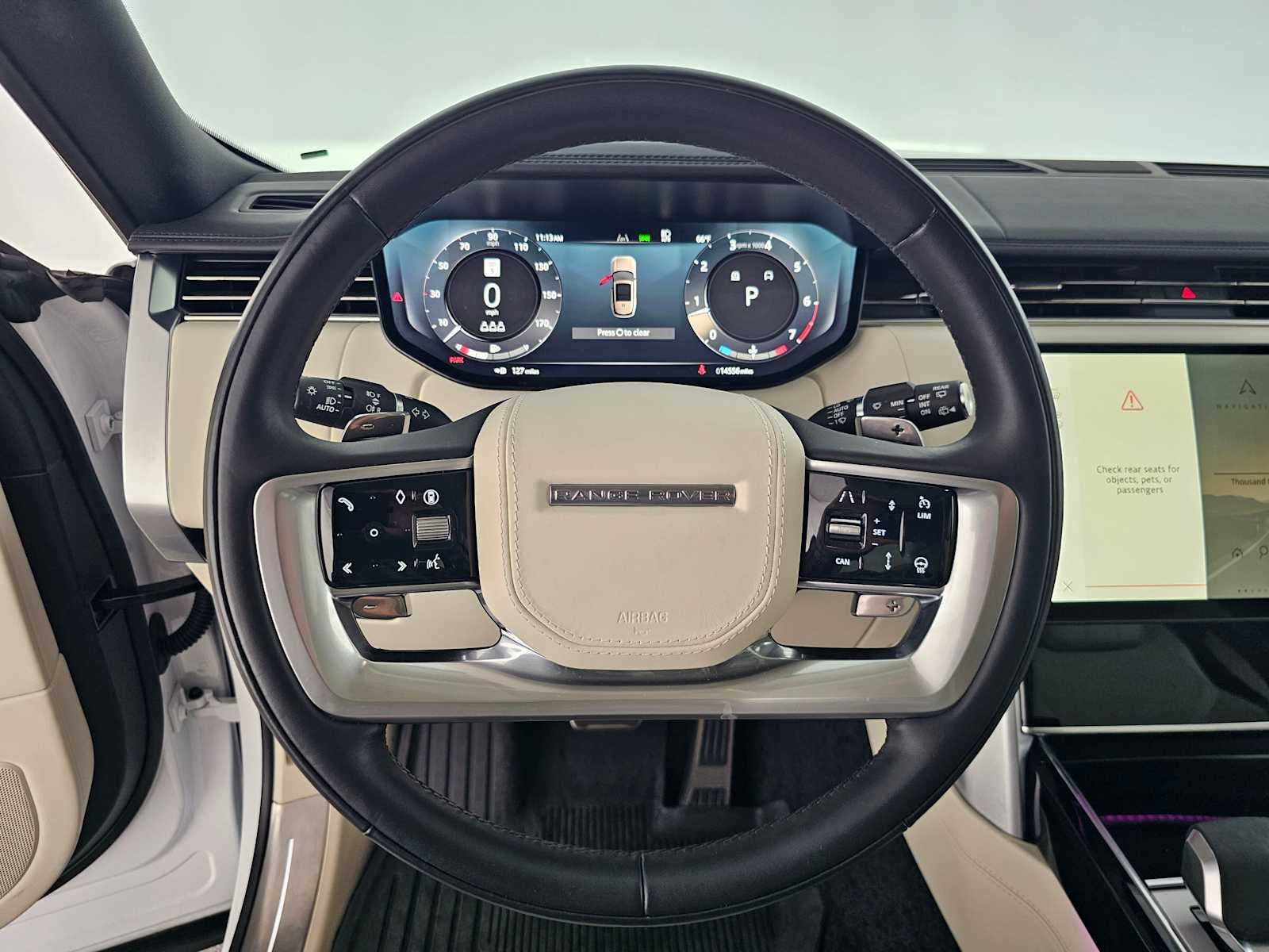 2025 Land Rover Range Rover SE