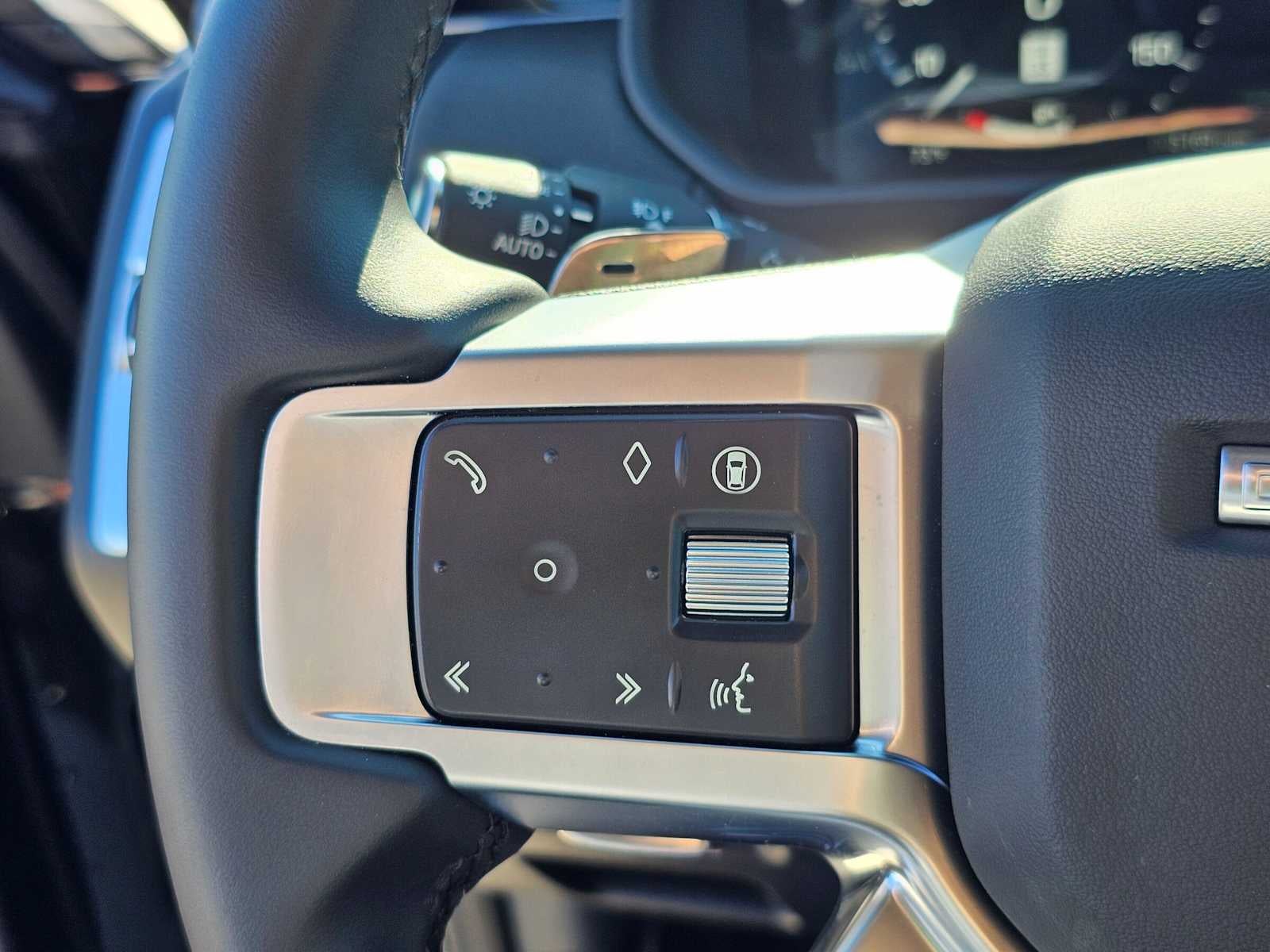 2025 Land Rover Discovery S