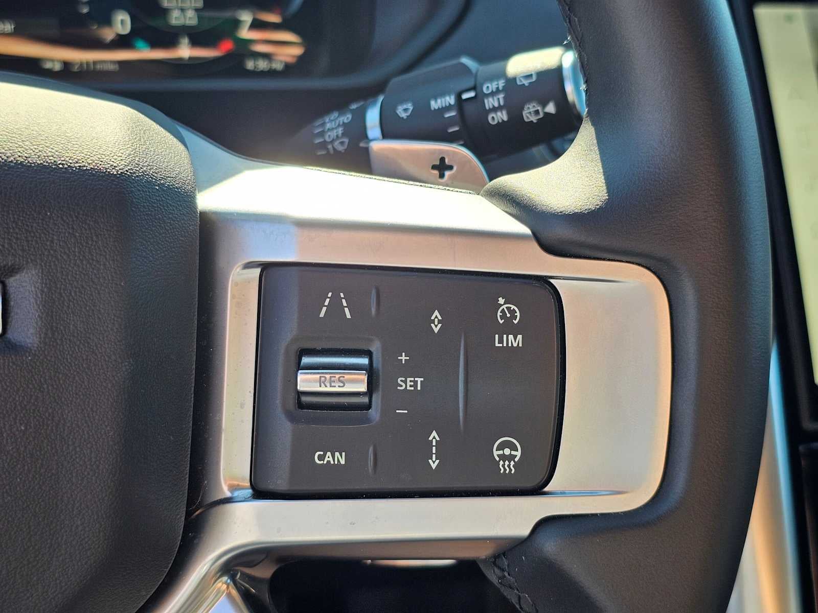 2025 Land Rover Discovery S