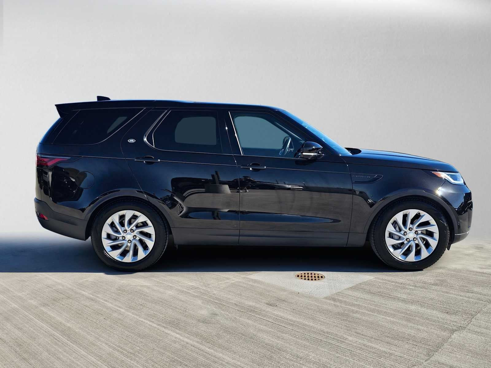 2025 Land Rover Discovery S