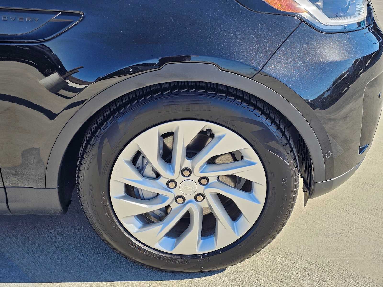 2025 Land Rover Discovery S