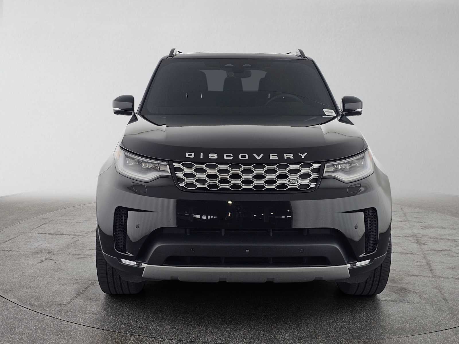 2025 Land Rover Discovery S