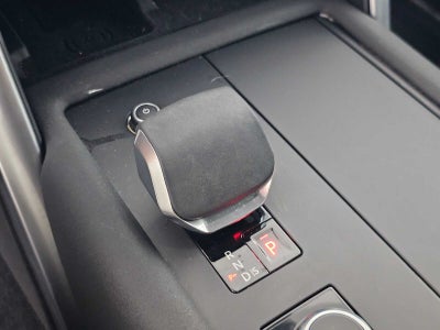 2025 Land Rover Discovery Dynamic SE