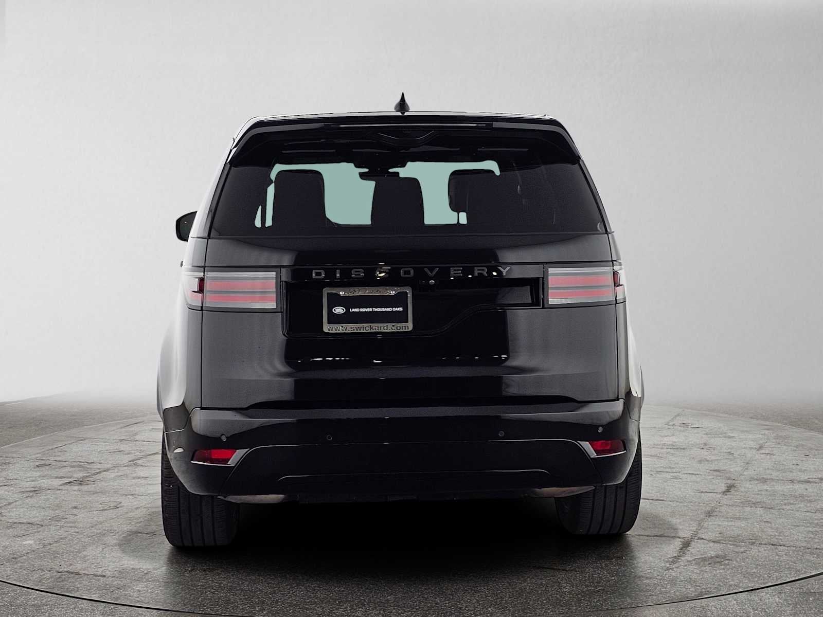 2025 Land Rover Discovery Dynamic SE