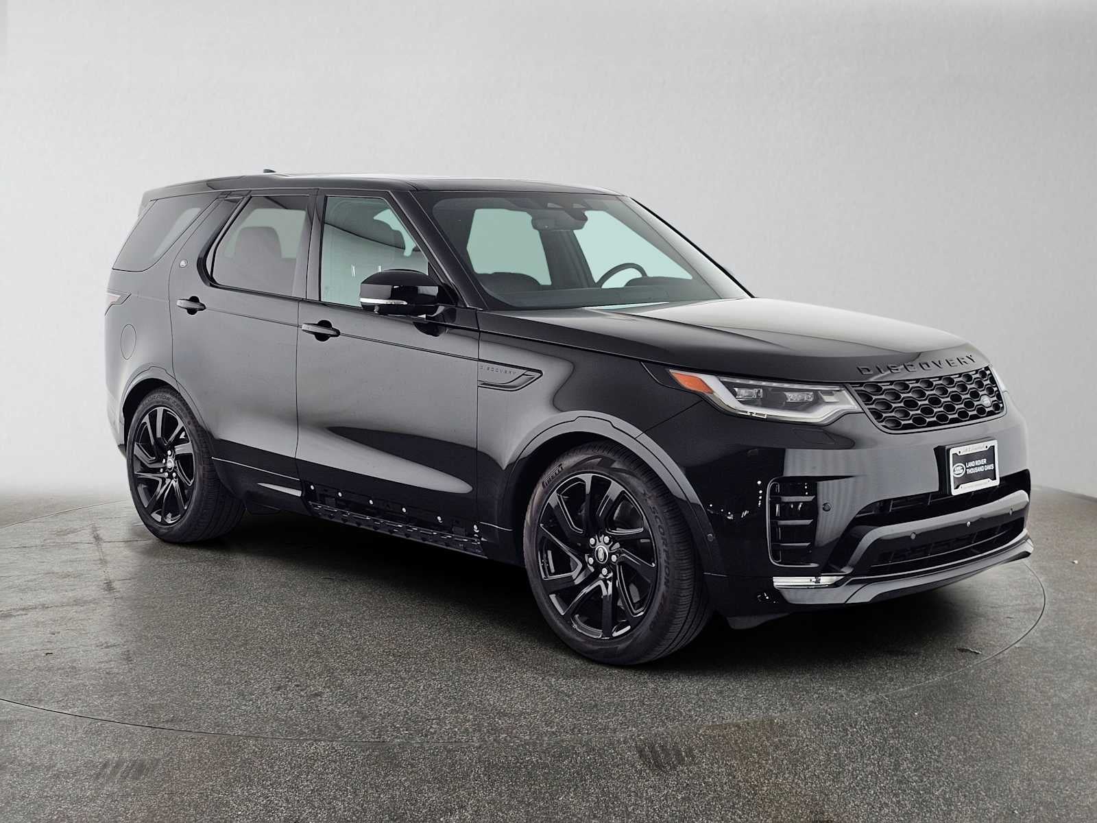 2025 Land Rover Discovery Dynamic SE