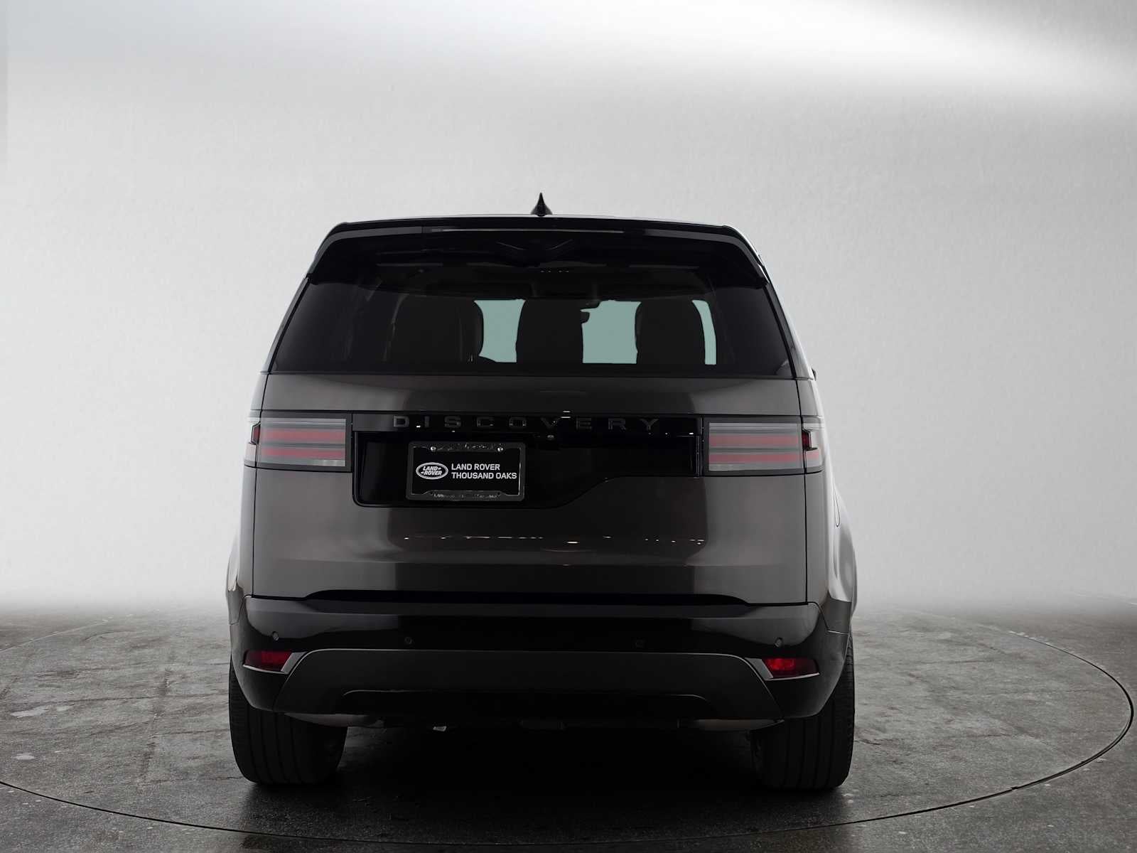 2025 Land Rover Discovery Dynamic SE