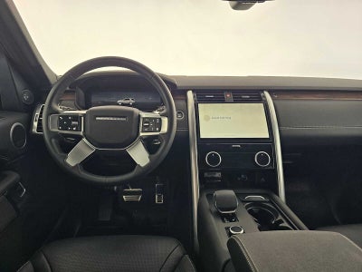 2025 Land Rover Discovery Dynamic SE