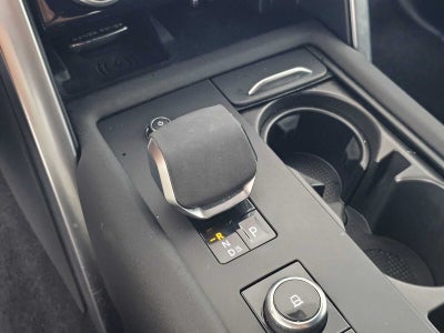 2025 Land Rover Discovery Dynamic SE