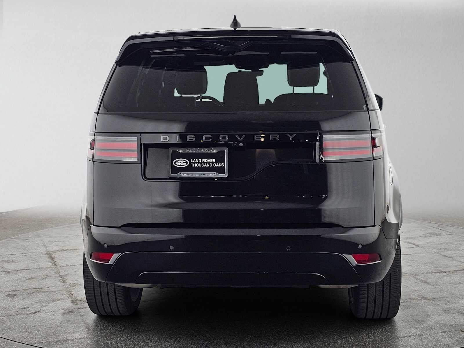 2025 Land Rover Discovery Dynamic SE