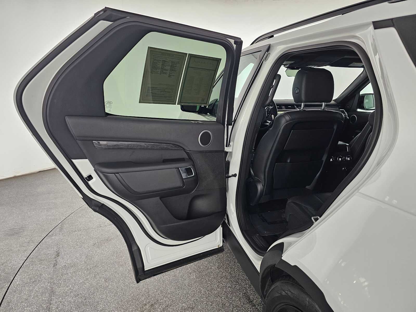 2017 Land Rover Discovery HSE