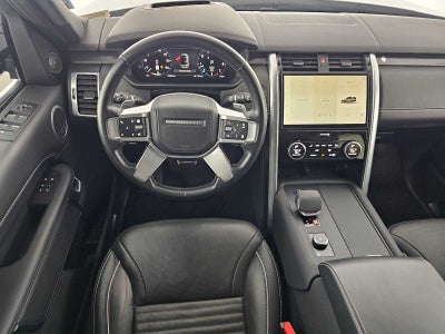 2024 Land Rover Discovery Metropolitan Edition