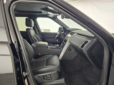 2024 Land Rover Discovery Metropolitan Edition