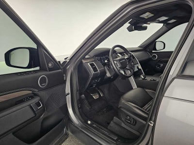 2023 Land Rover Discovery Metropolitan Edition