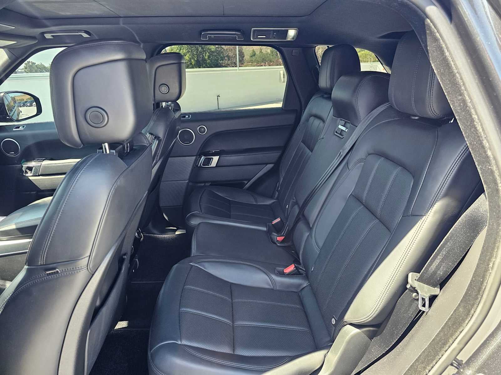 2022 Land Rover Range Rover Sport HSE Silver Edition
