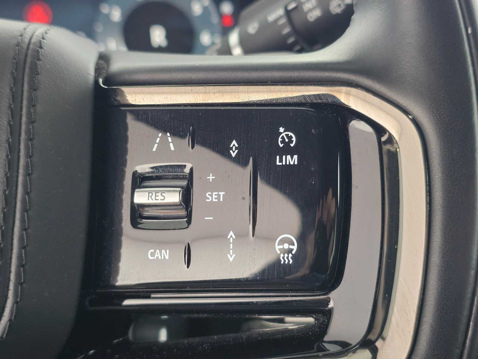 2025 Land Rover Range Rover Velar S