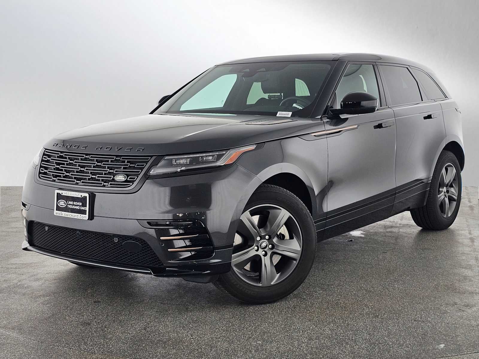 2025 Land Rover Range Rover Velar Dynamic SE