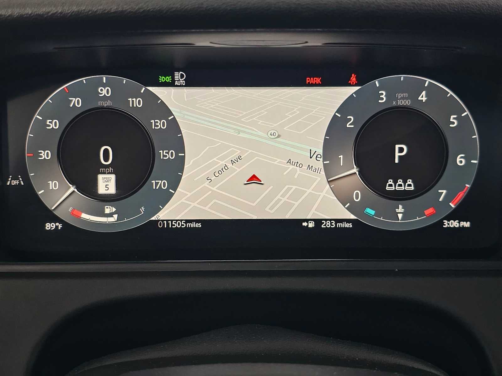 2025 Land Rover Range Rover Velar Dynamic SE