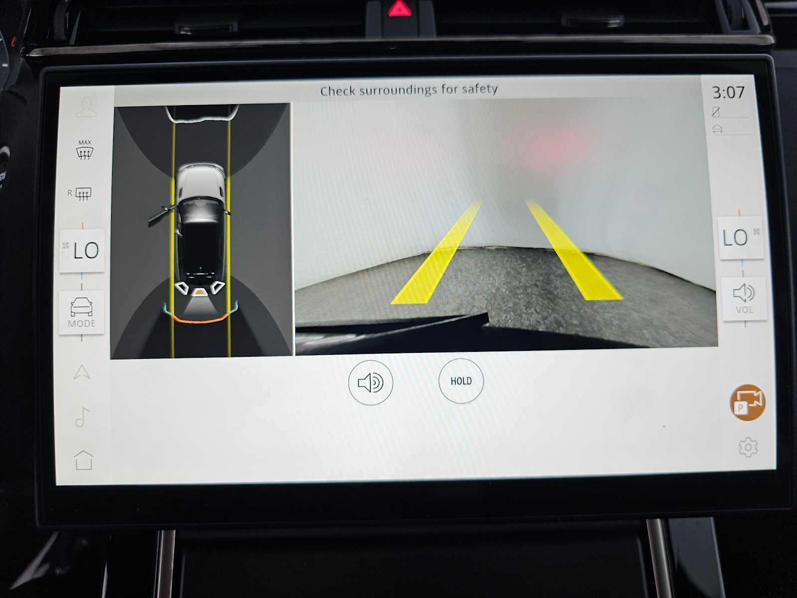 2025 Land Rover Range Rover Velar Dynamic SE