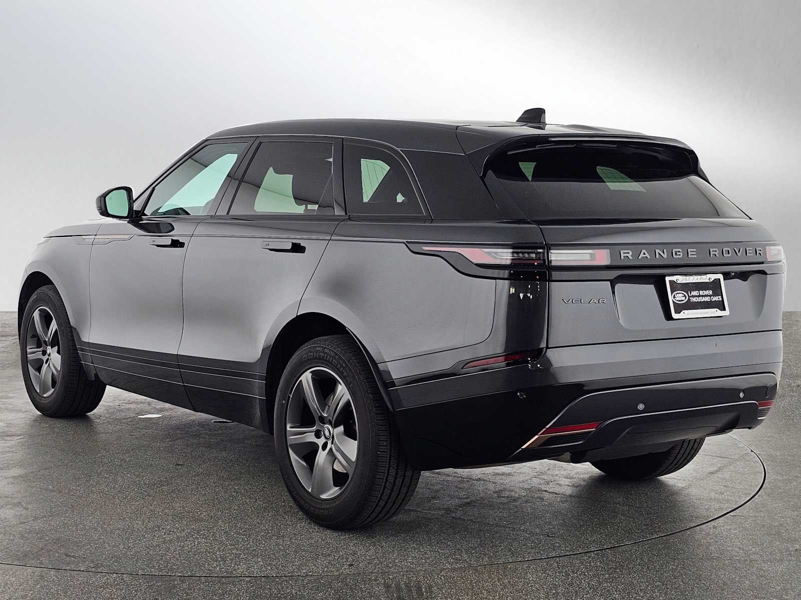 2025 Land Rover Range Rover Velar Dynamic SE