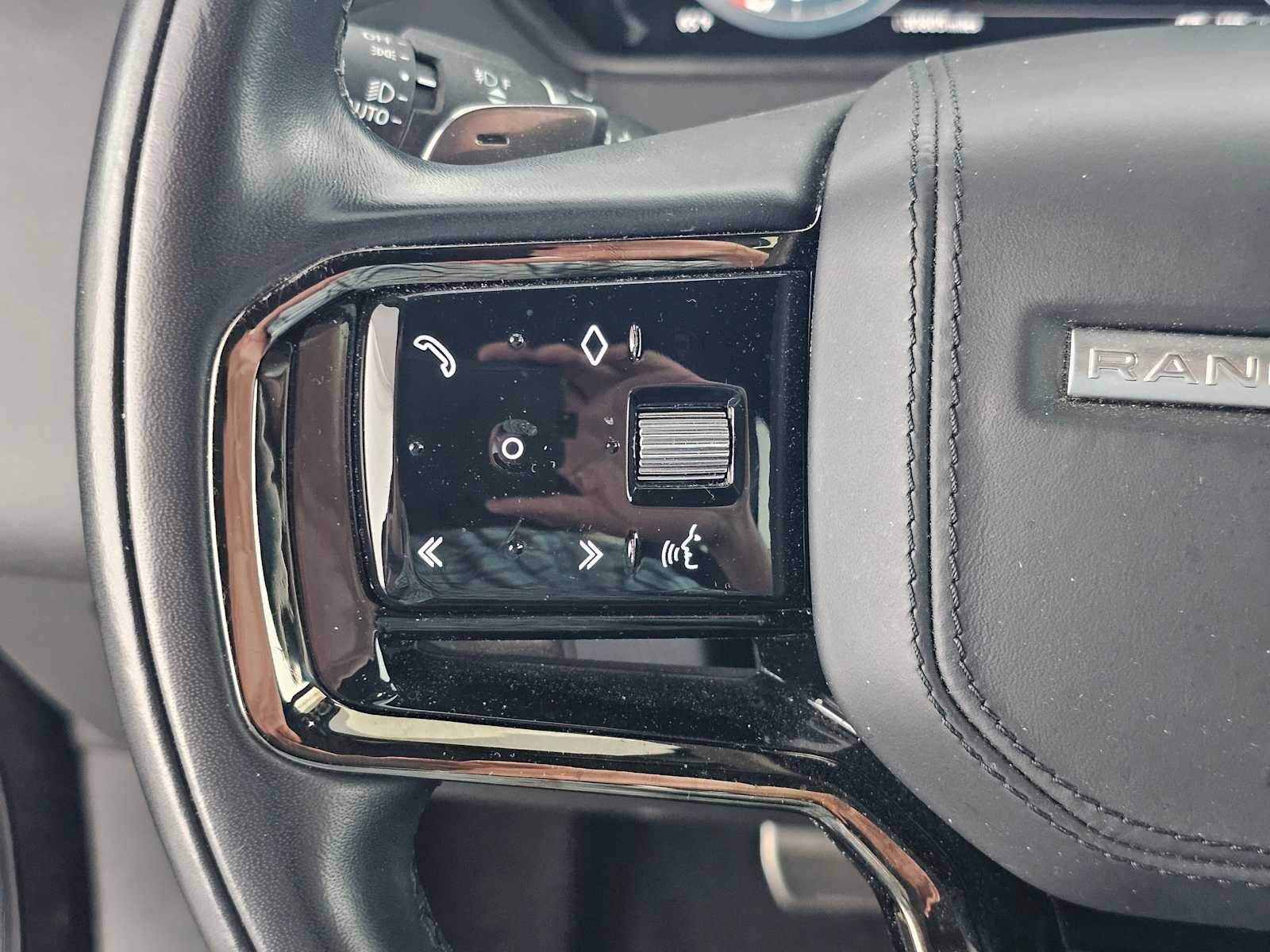 2024 Land Rover Range Rover Velar Dynamic HSE