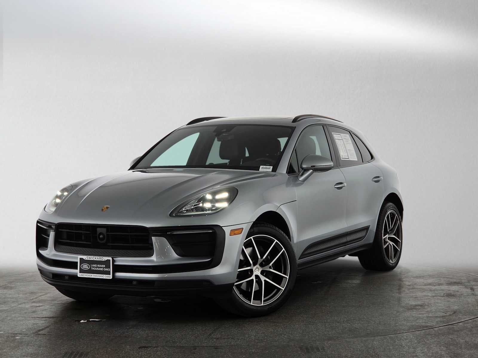 2025 Porsche Macan AWD