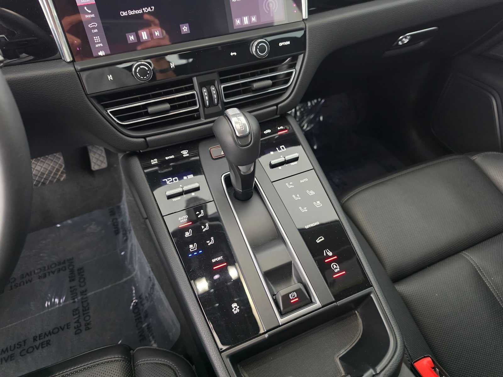 2025 Porsche Macan AWD