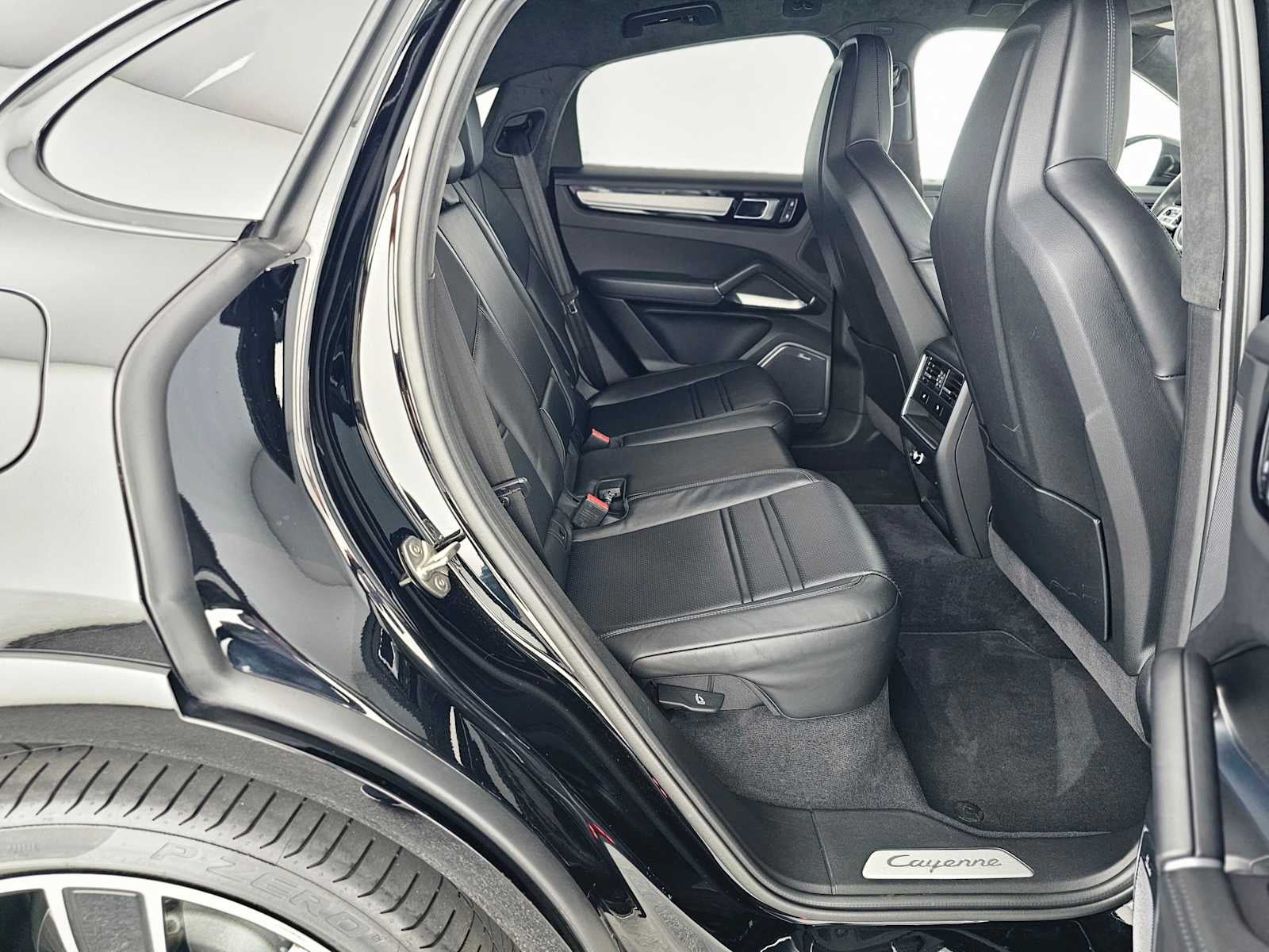 2022 Porsche Cayenne Turbo