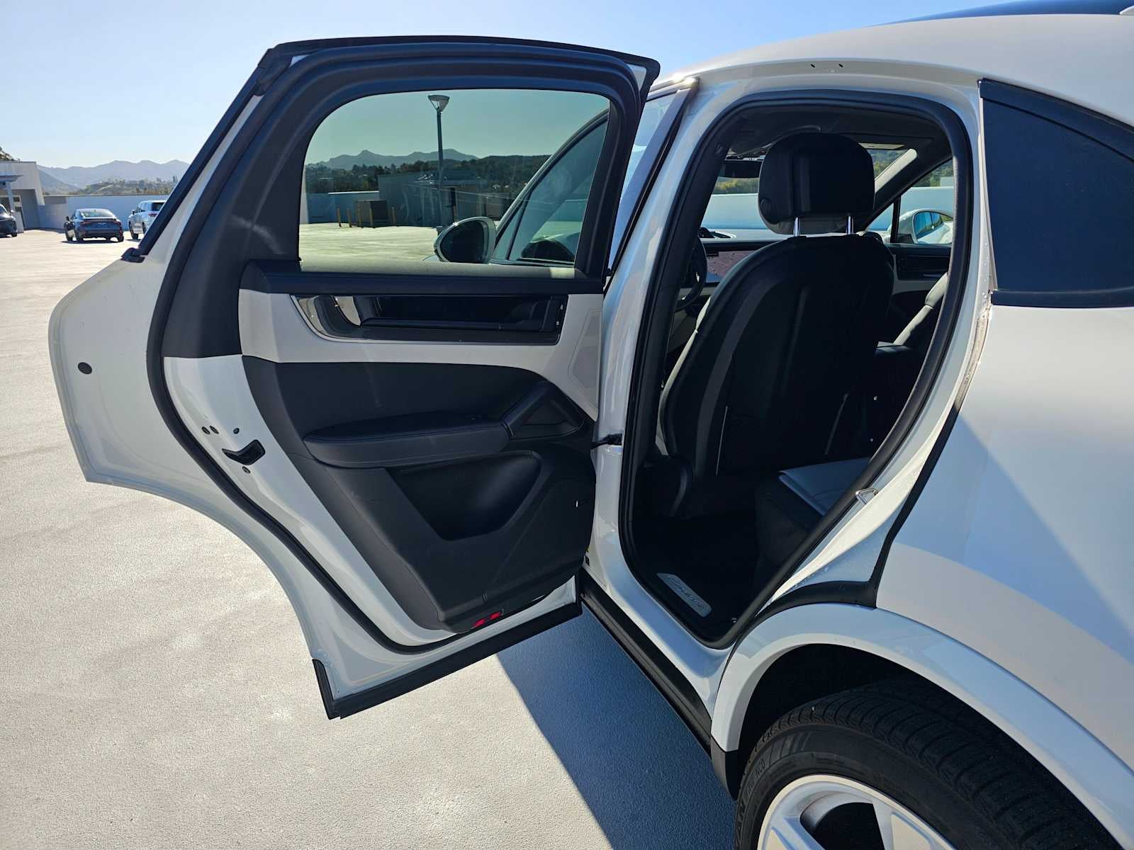 2025 Porsche Cayenne S