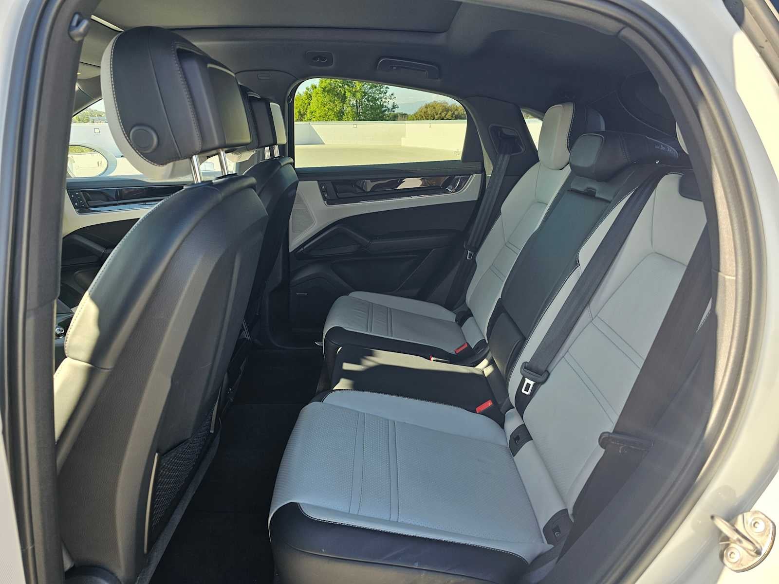 2025 Porsche Cayenne S