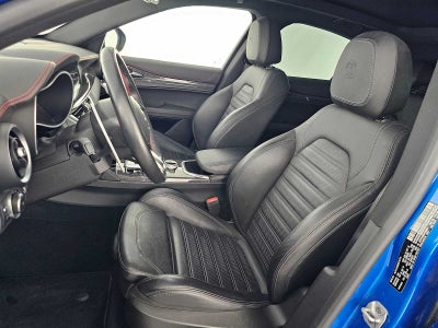 2023 Alfa Romeo Stelvio Estrema