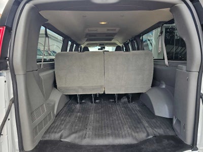 2022 Chevrolet Express Passenger LT
