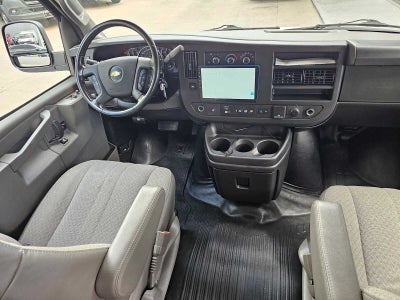2022 Chevrolet Express Passenger LT