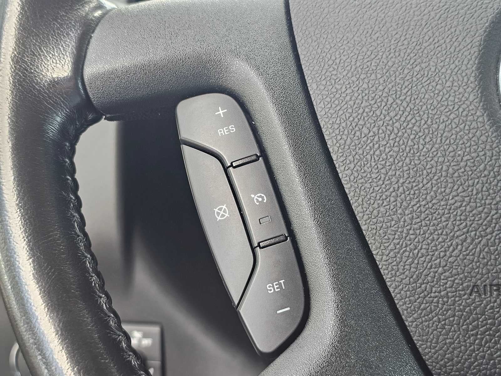 2022 Chevrolet Express Passenger LT