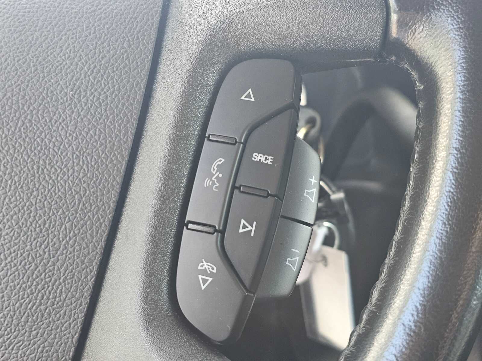 2022 Chevrolet Express Passenger LT