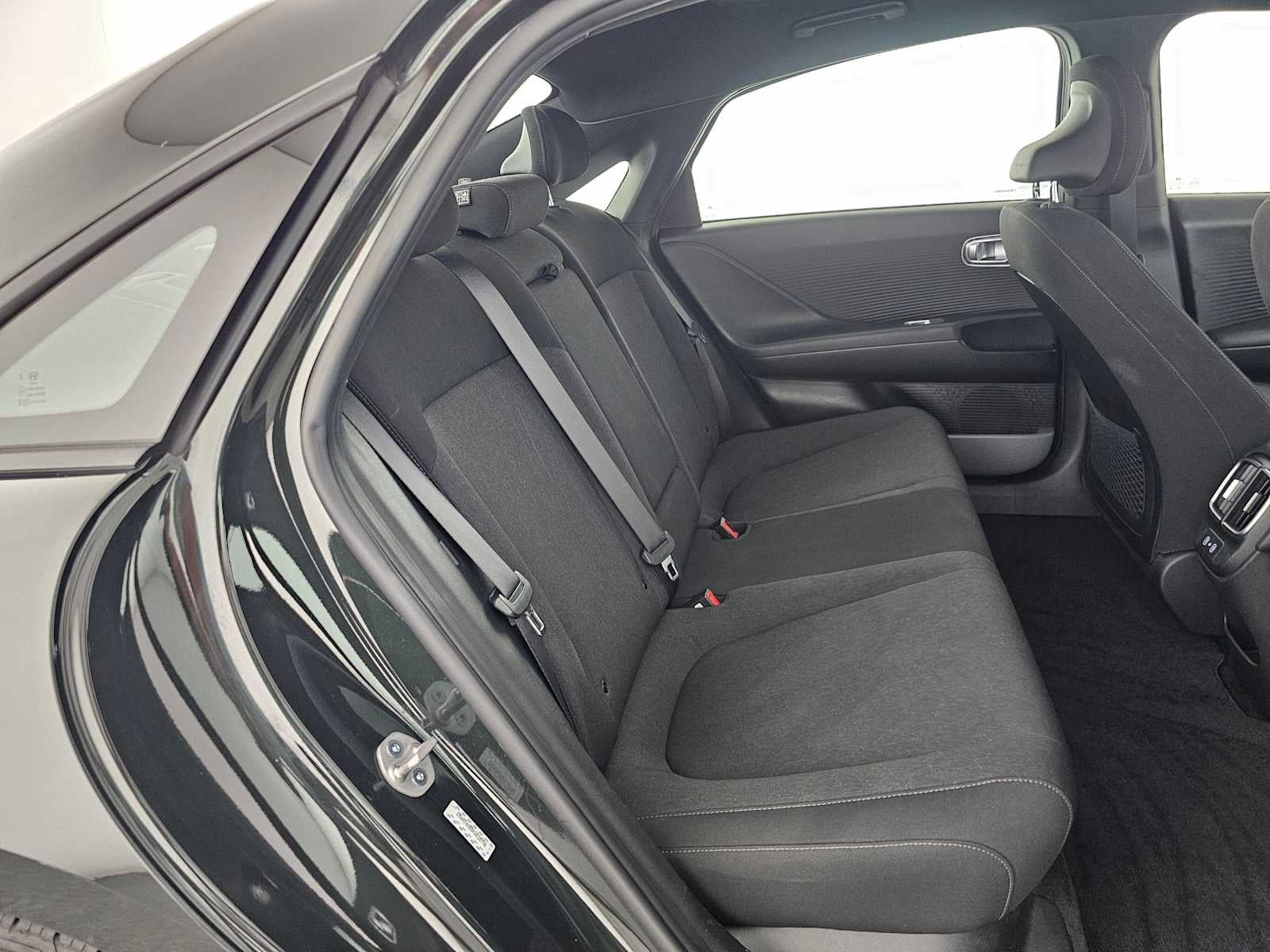 2023 Hyundai IONIQ 6 SE Standard Range