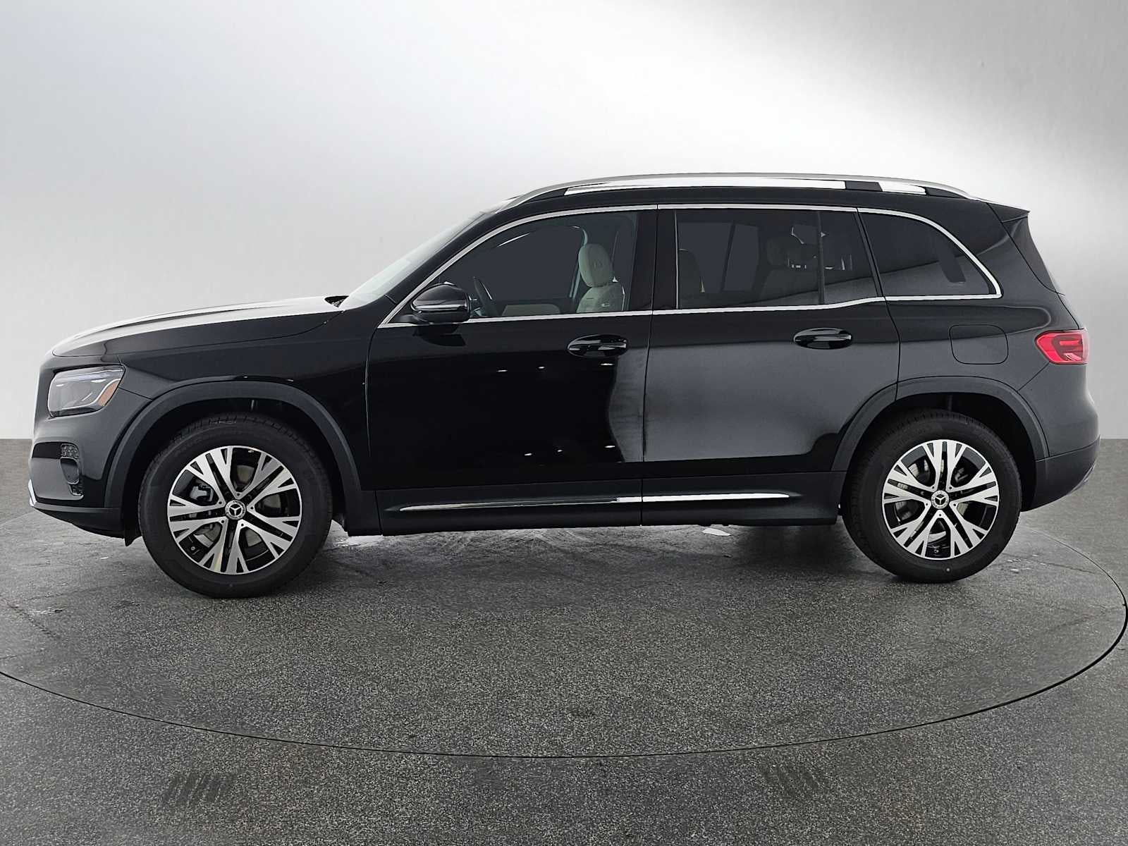 2026 Mercedes-Benz GLB 250 SUV