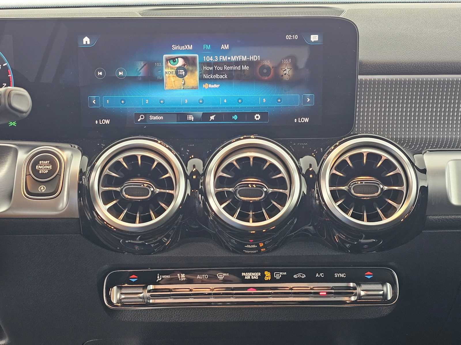 2022 Mercedes-Benz GLB 250 GLB 250