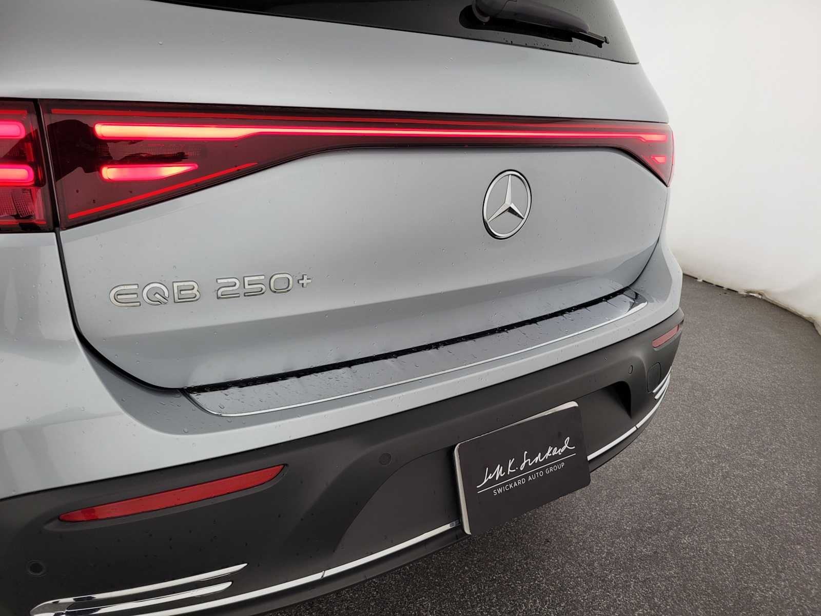 2024 Mercedes-Benz EQB 250+ SUV