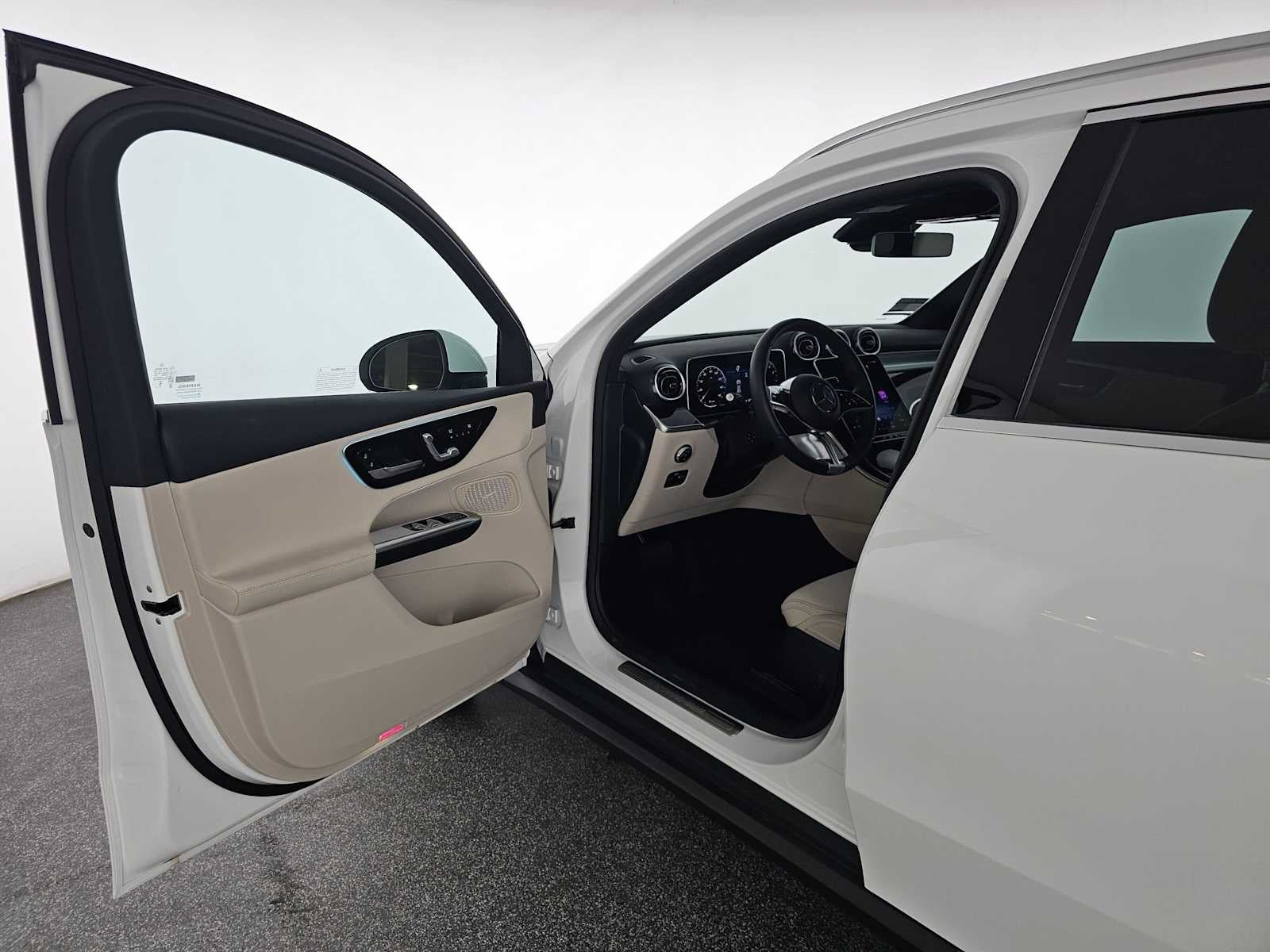 2026 Mercedes-Benz GLC 300 SUV