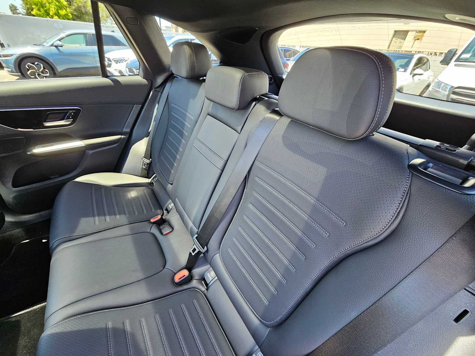 2026 Mercedes-Benz GLC 300 SUV