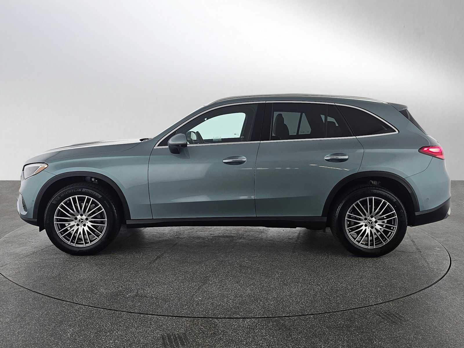 2026 Mercedes-Benz GLC 300 SUV