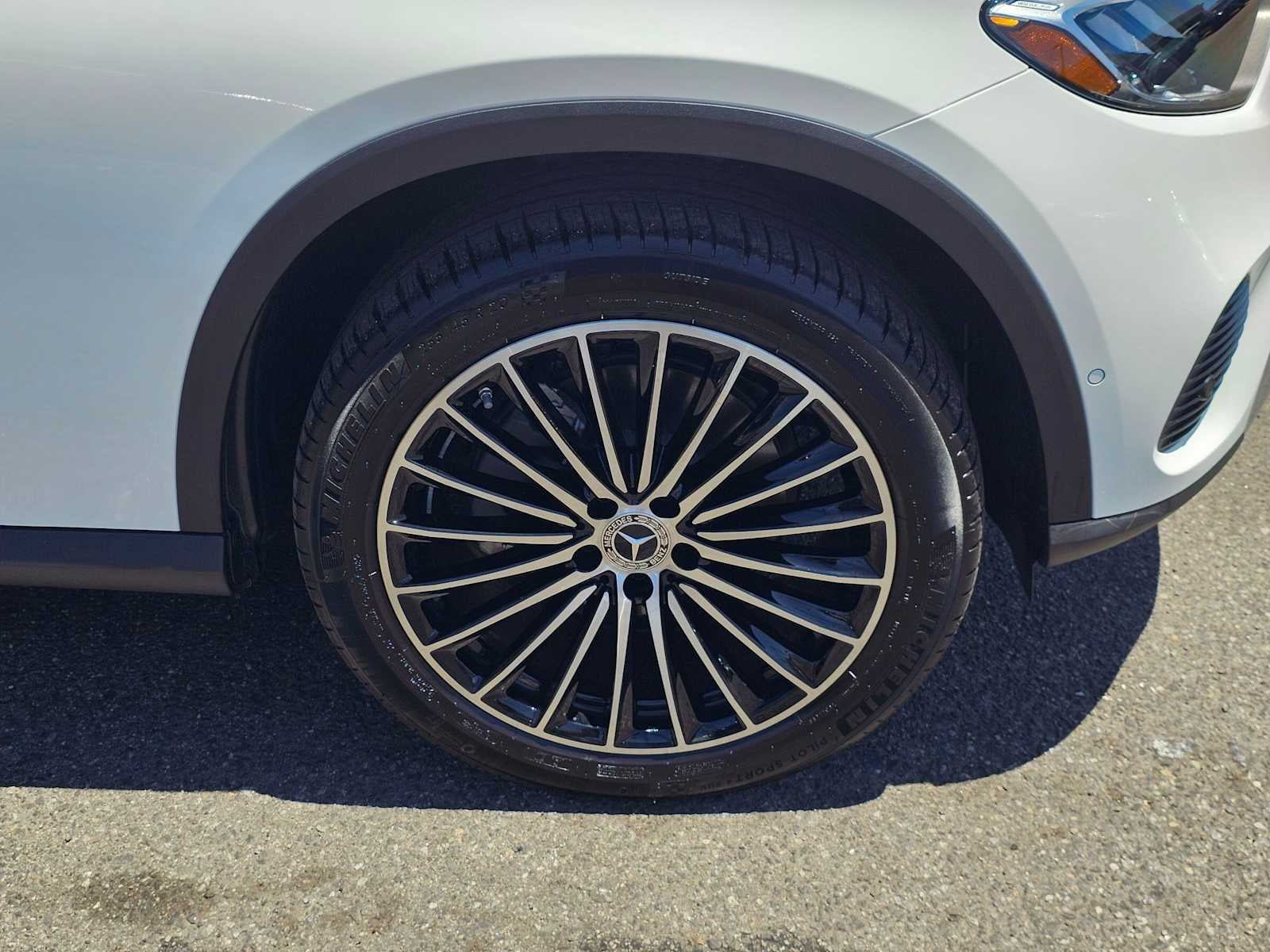 2026 Mercedes-Benz GLC 300 SUV