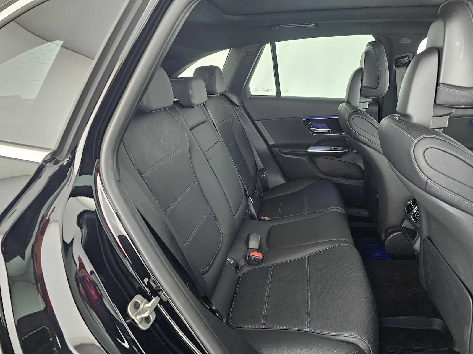 2026 Mercedes-Benz GLC 300 SUV