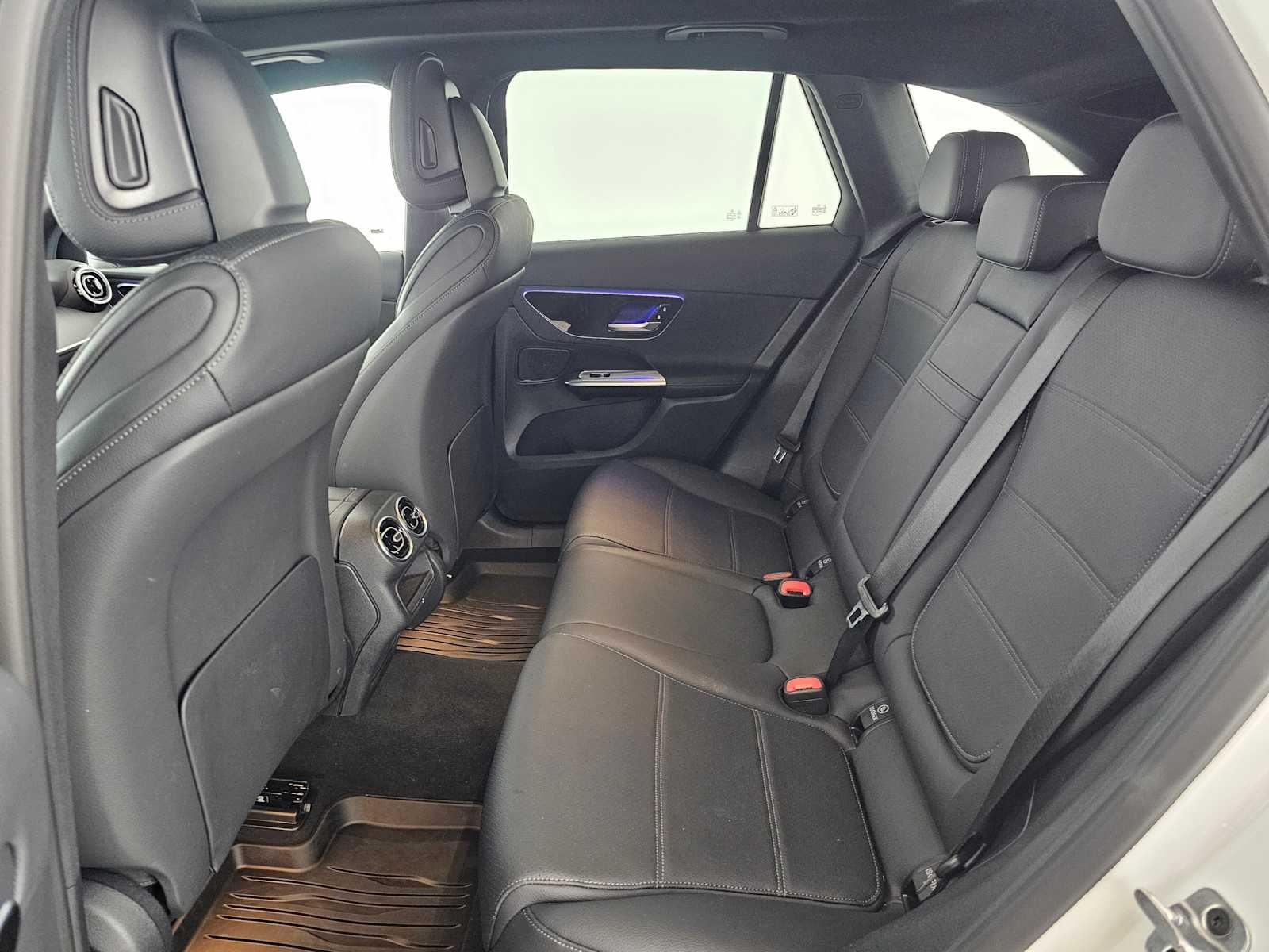 2026 Mercedes-Benz GLC 300 SUV