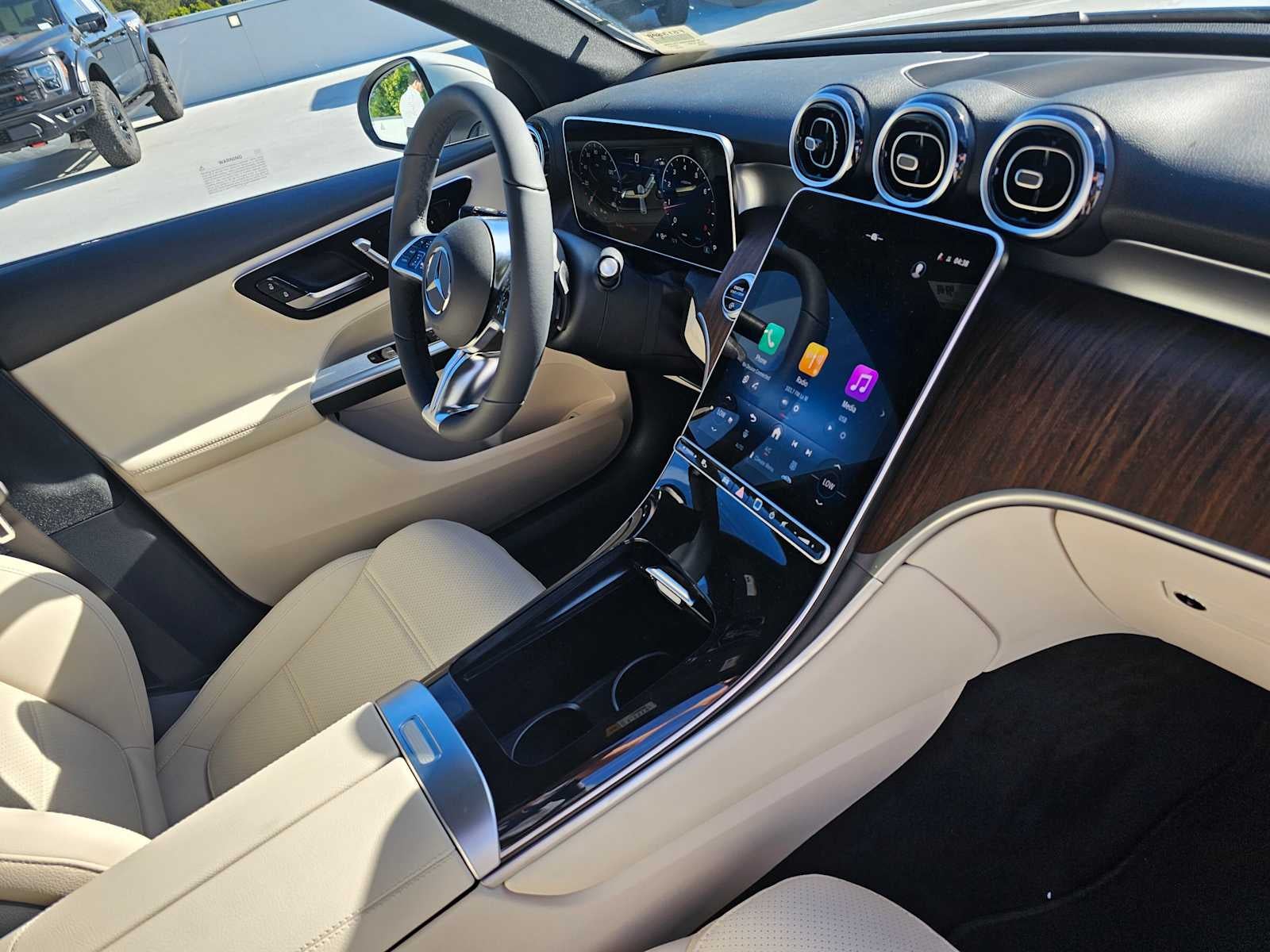 2026 Mercedes-Benz GLC 300 GLC 300